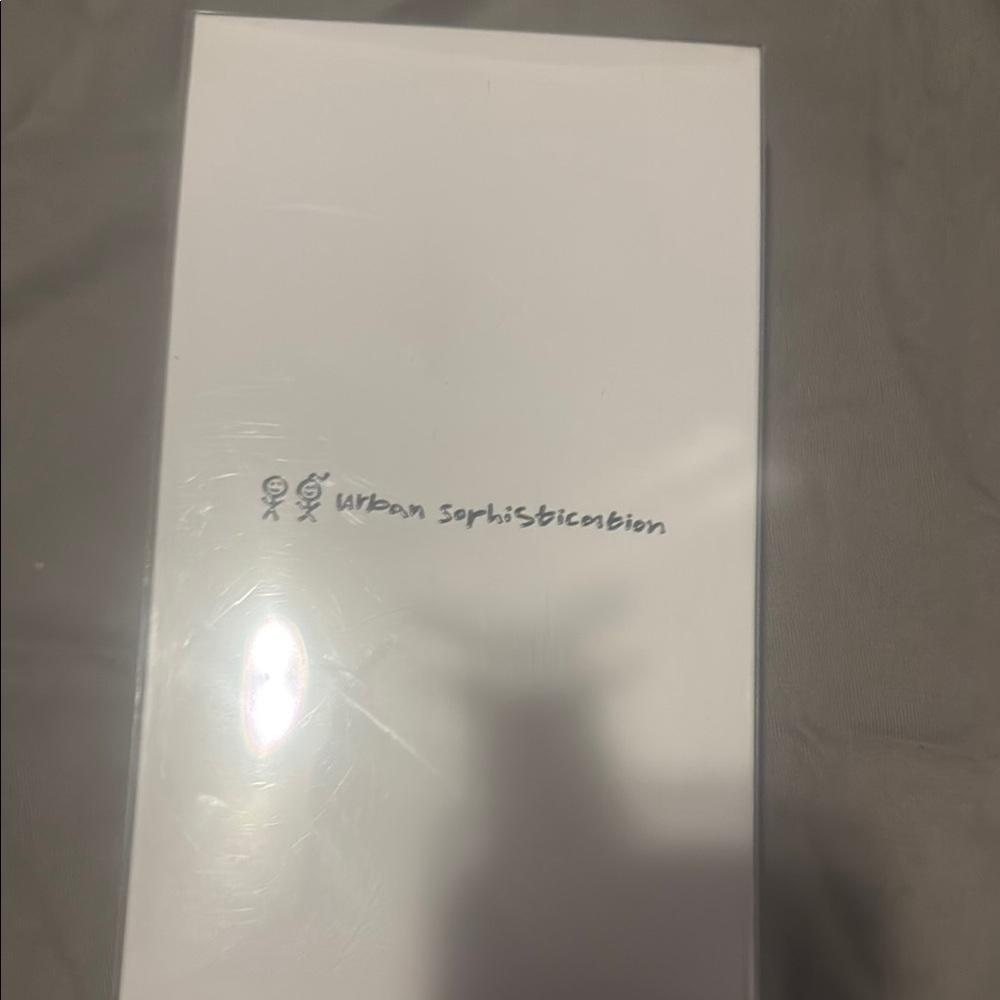 Silver bling Phone Case - Picture 4 of 4